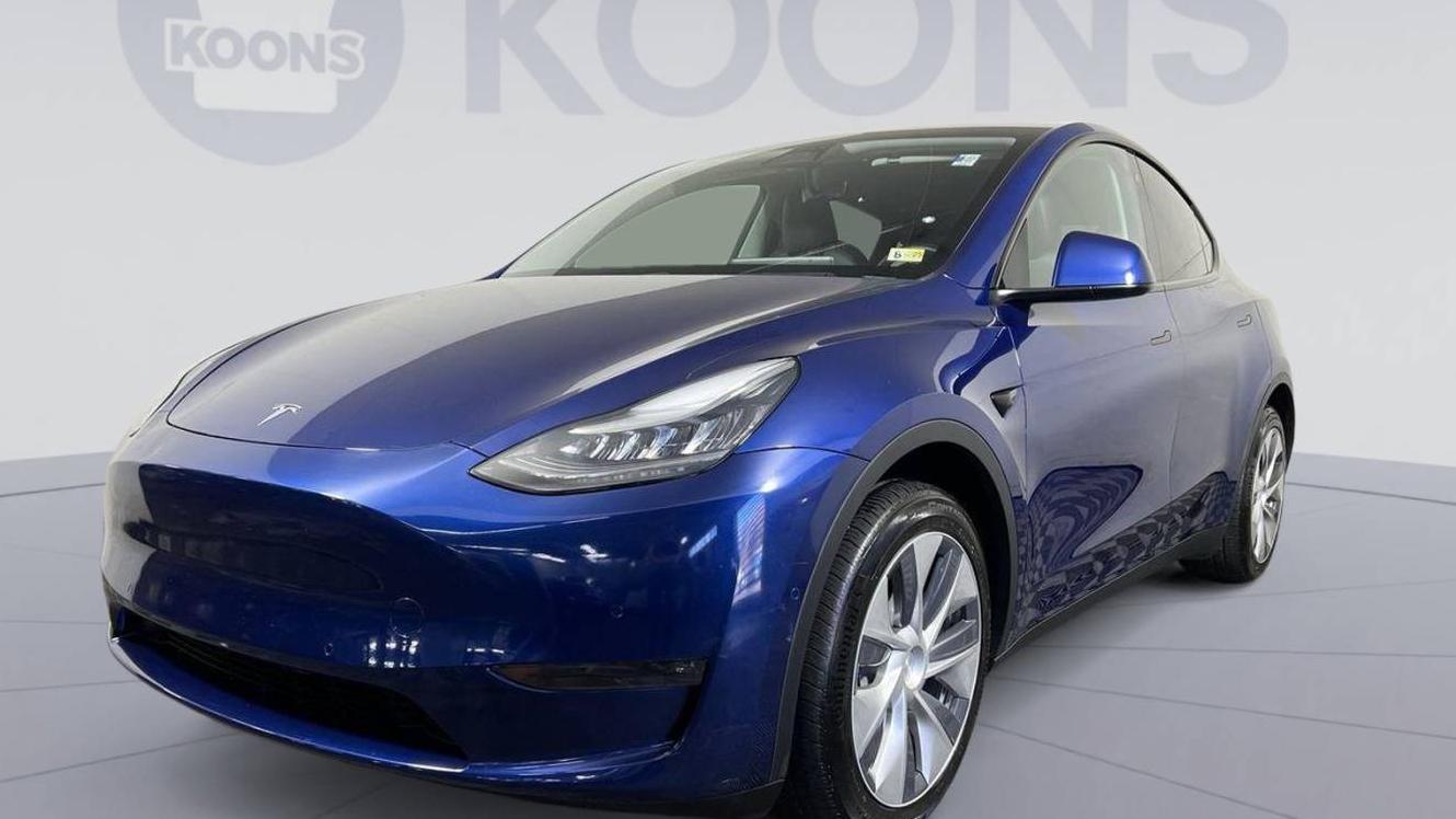 TESLA MODEL Y 2020 5YJYGDEF8LF005861 image